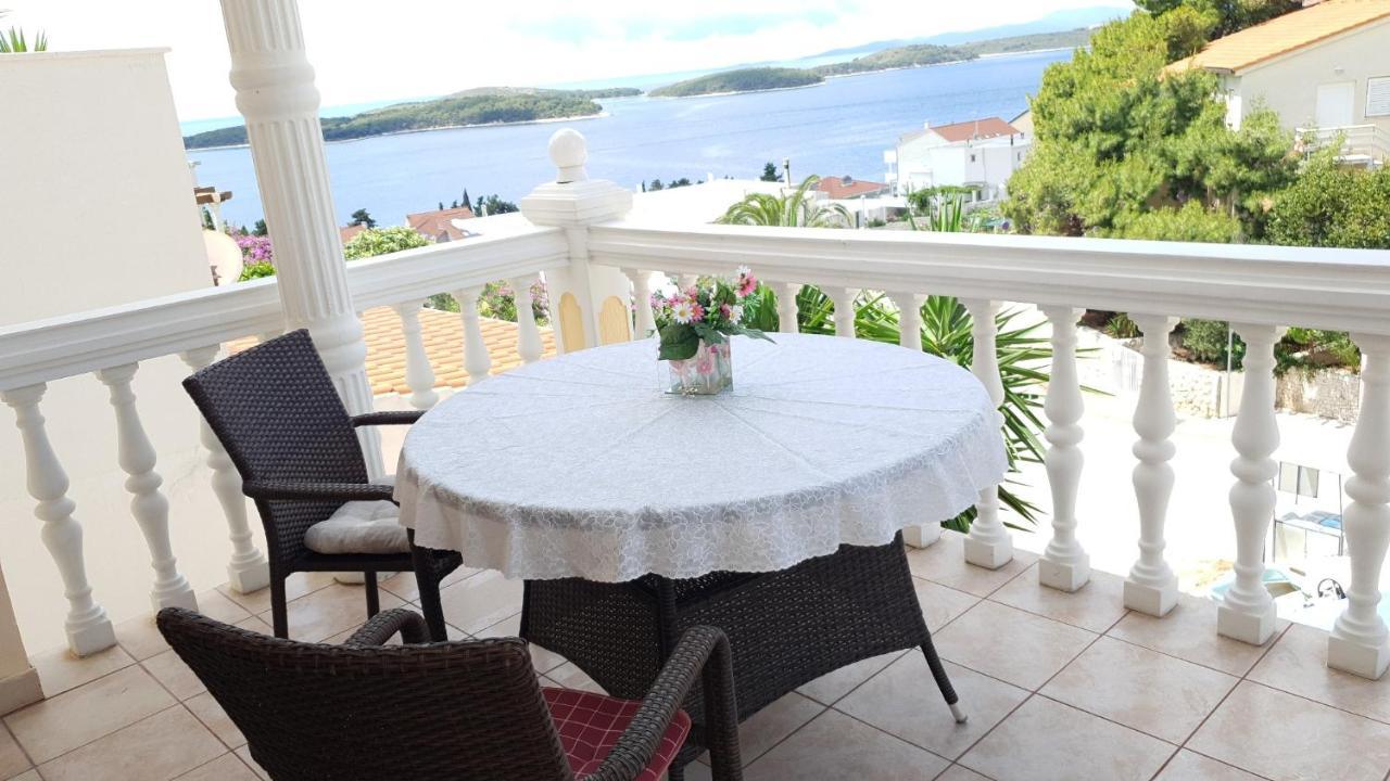 Apartmens Spiko 2 Hvar Town Exterior photo