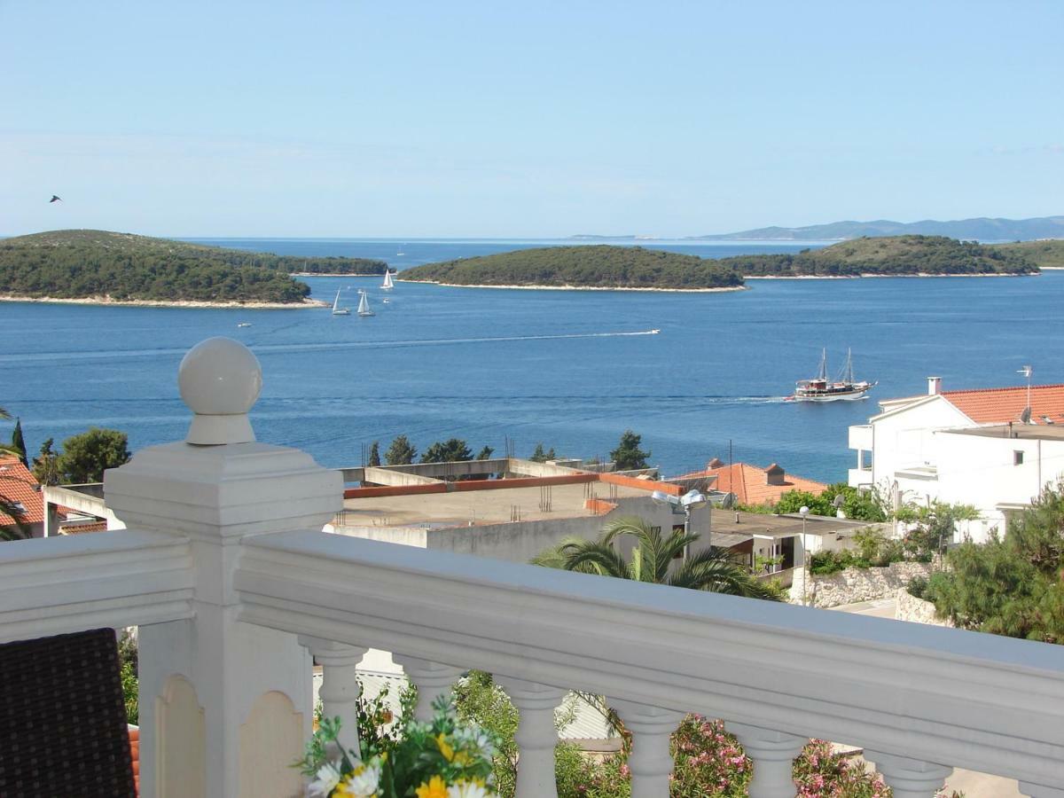 Apartmens Spiko 2 Hvar Town Exterior photo