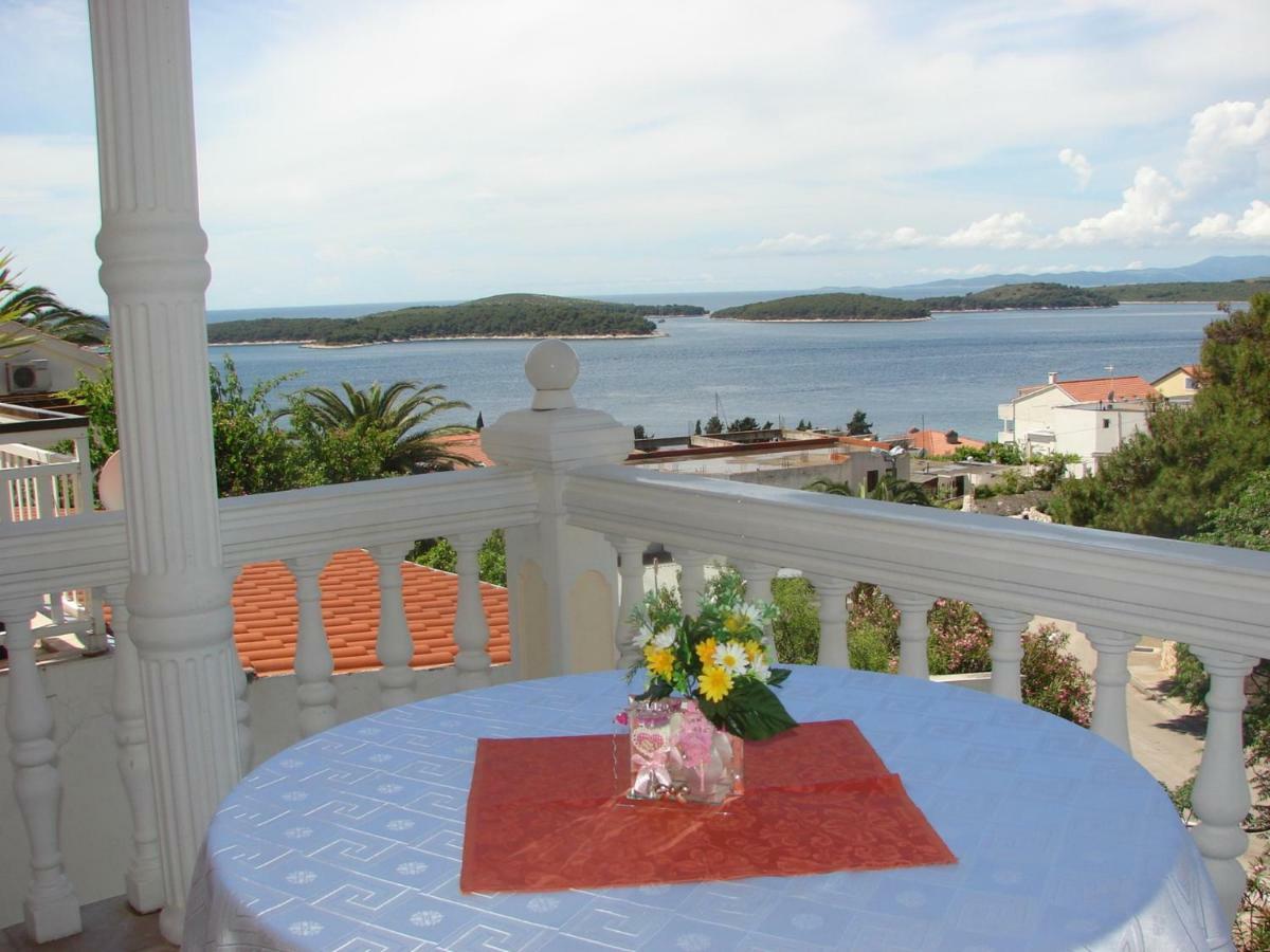 Apartmens Spiko 2 Hvar Town Exterior photo